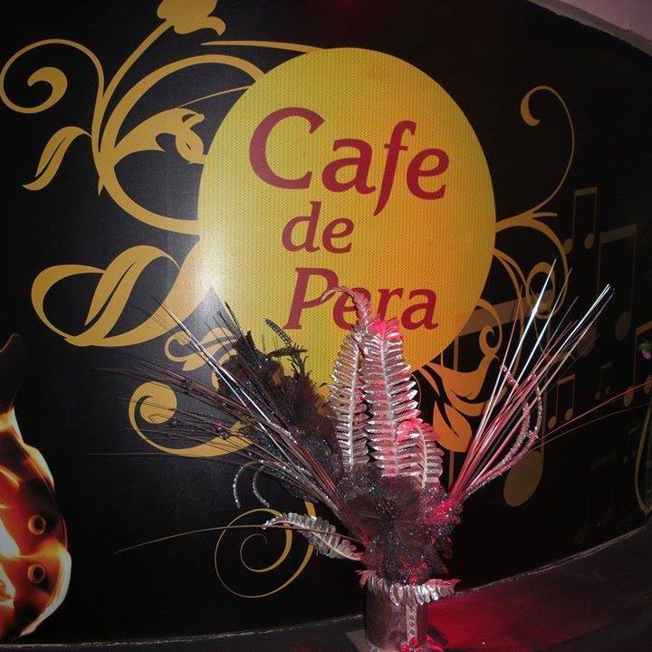 CAFE DE PERA 