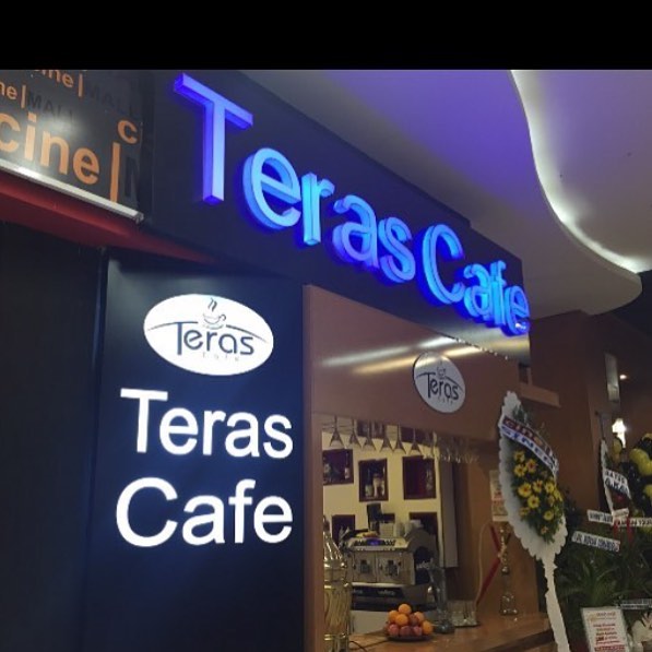 BATMAN PARK TERAS CAFE 